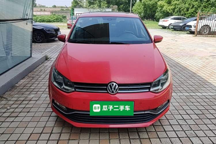Used Volkswagen Polo 2016 1.6L Automatic Luxury Model Front
