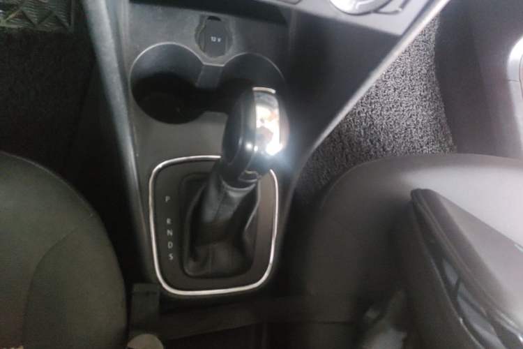 Used Volkswagen Polo 2016 1.4L Automatic Trendy Model Gear Lever