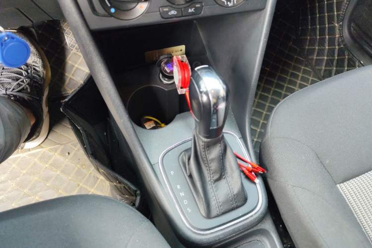 Used Volkswagen Polo 2016 1.4L Automatic Trendy Model Gear Lever