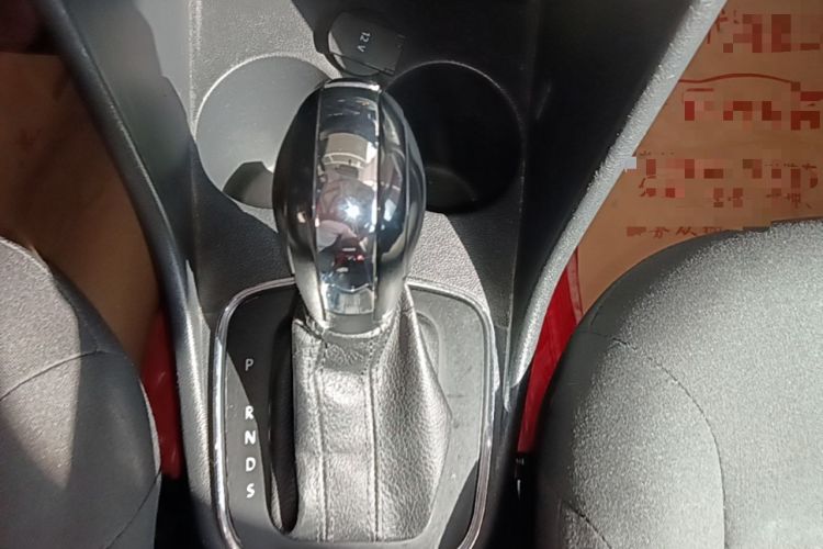 Used Volkswagen Polo 2016 1.4L Automatic Trendy Model Gear Lever