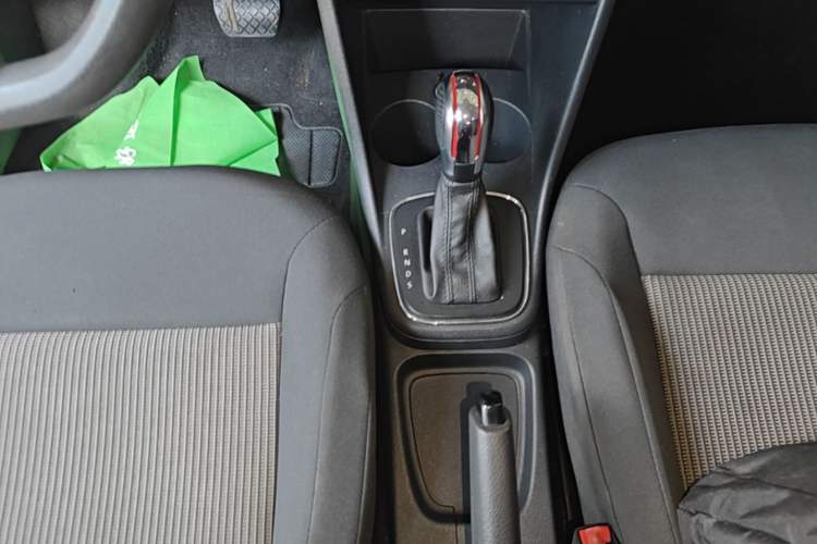 Used Volkswagen Polo 2016 1.4L Automatic Trendy Model Gear Lever