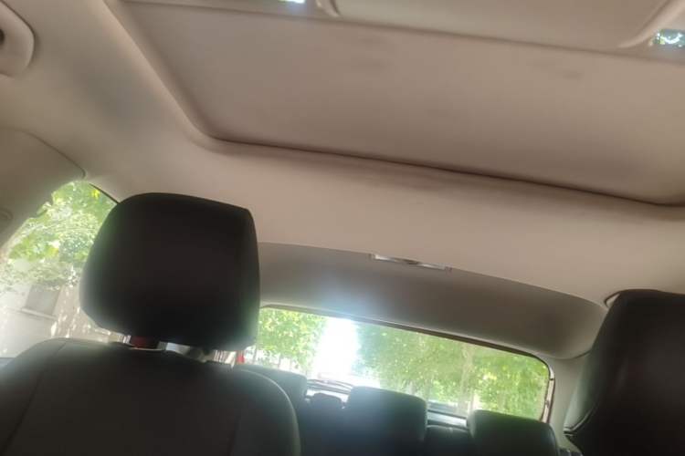 Used Volkswagen Polo 2016 1.6L Automatic Comfort Model Headliner