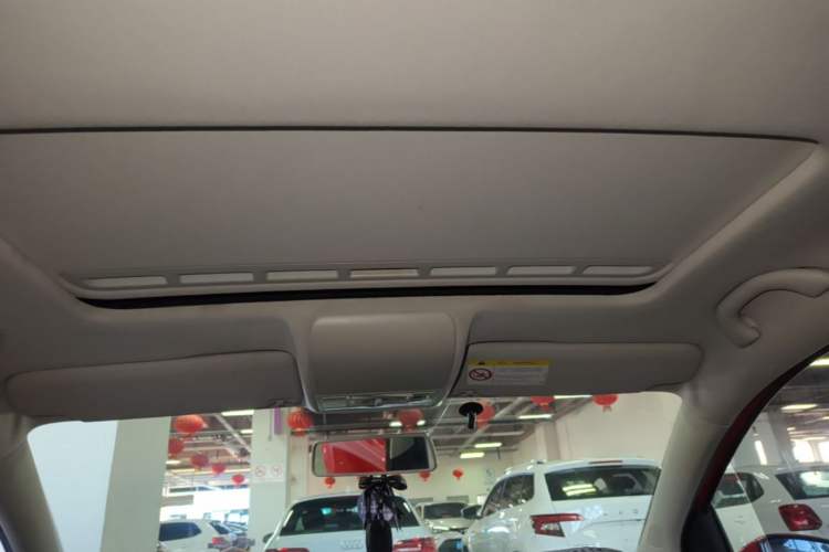 Used Volkswagen Polo 2016 1.6L Automatic Comfort Model Headliner