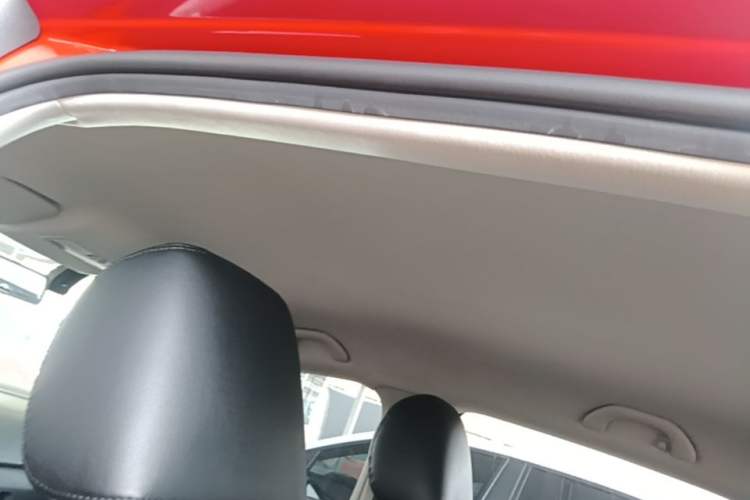 Used Volkswagen Polo 2016 1.4L Manual Fashion Model Headliner