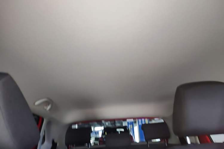 Used Volkswagen Polo 2016 1.4L Manual Fashion Model Headliner