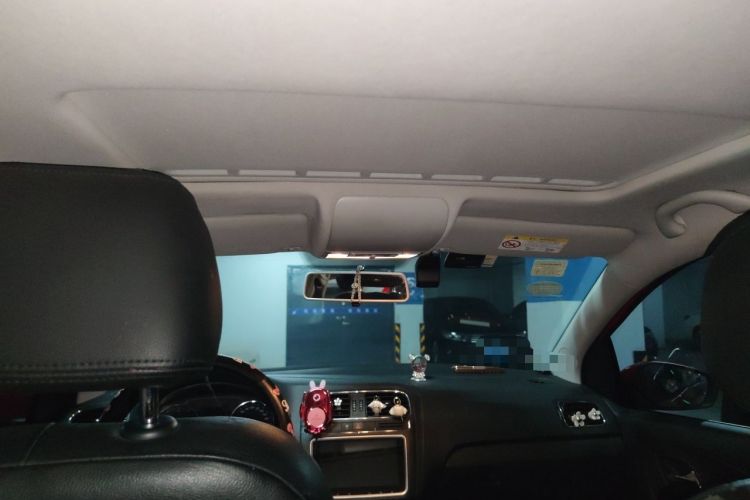 Used Volkswagen Polo 2016 1.6L Automatic Comfort Model Headliner