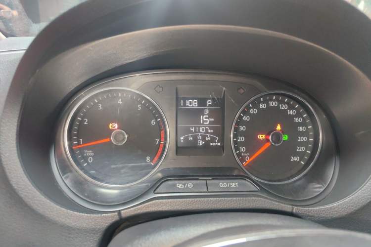 Used Volkswagen Polo 2016 1.6L Automatic Luxury Model Instrument Cluster