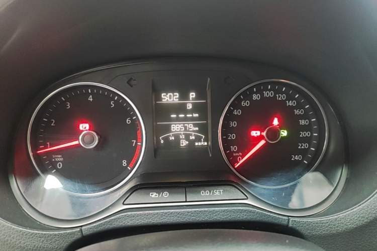 Used Volkswagen Polo 2016 1.6L Automatic Comfort Model Instrument Cluster