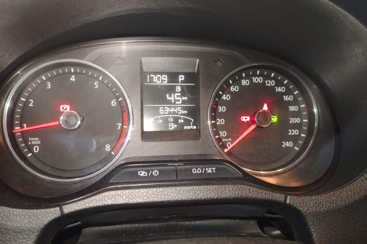 Used Volkswagen Polo 2016 1.6L Automatic Comfort Model Instrument Cluster