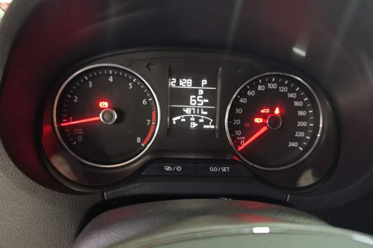 Used Volkswagen Polo 2016 1.6L Automatic Comfort Model Instrument Cluster