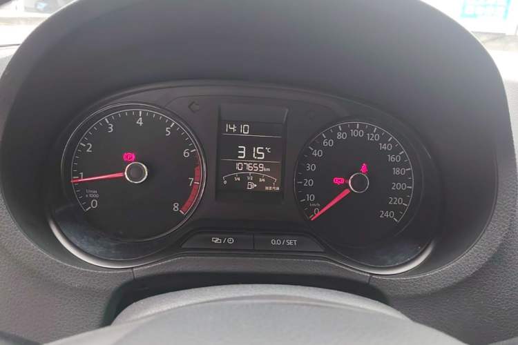 Used Volkswagen Polo 2016 1.4L Manual Fashion Model Instrument Cluster