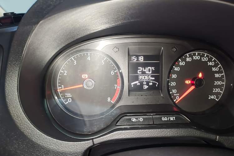 Used Volkswagen Polo 2016 1.4L Manual Fashion Model Instrument Cluster