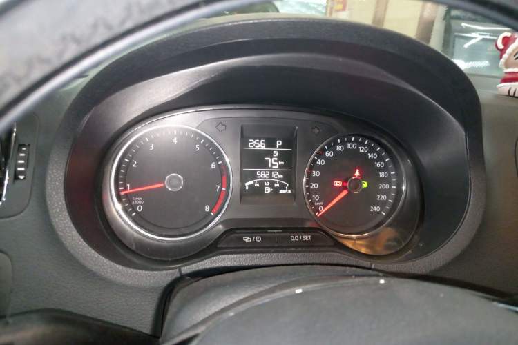Used Volkswagen Polo 2016 1.6L Automatic Comfort Model Instrument Cluster