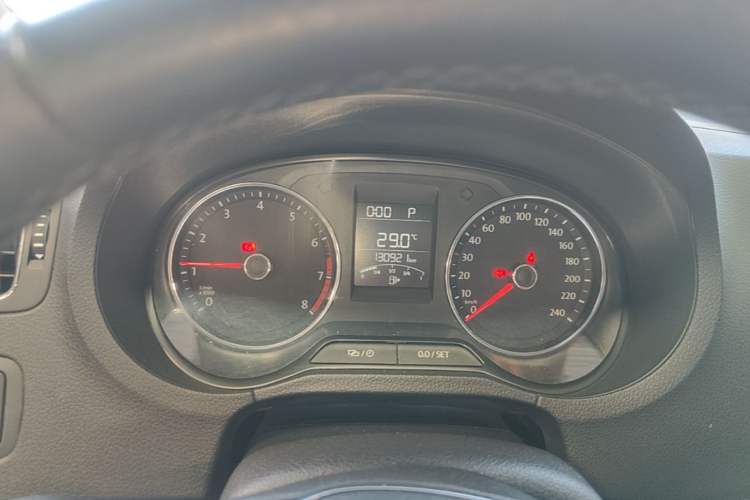 Used Volkswagen Polo 2016 1.6L Automatic Comfort Model Instrument Cluster