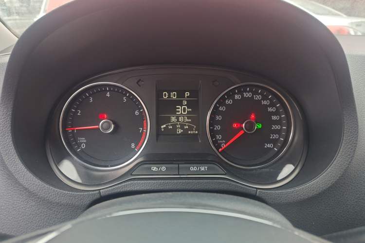 Used Volkswagen Polo 2016 1.6L Automatic Comfort Model Instrument Cluster