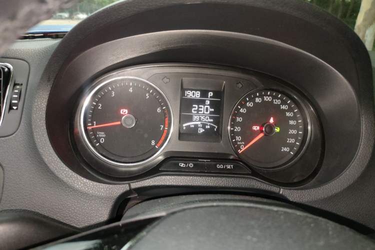 Used Volkswagen Polo 2016 1.6L Automatic Comfort Model Instrument Cluster