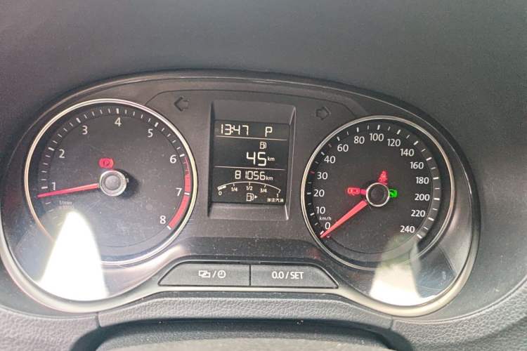 Used Volkswagen Polo 2016 1.6L Automatic Luxury Model Instrument Cluster