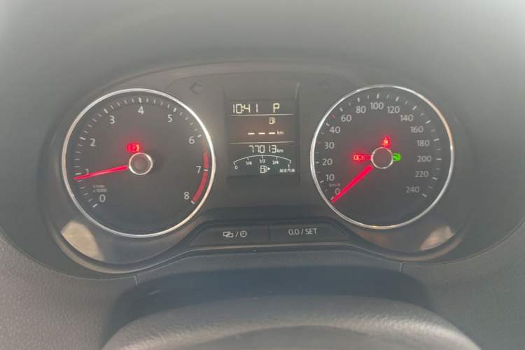 Used Volkswagen Polo 2016 1.6L Automatic Comfort Model Instrument Cluster