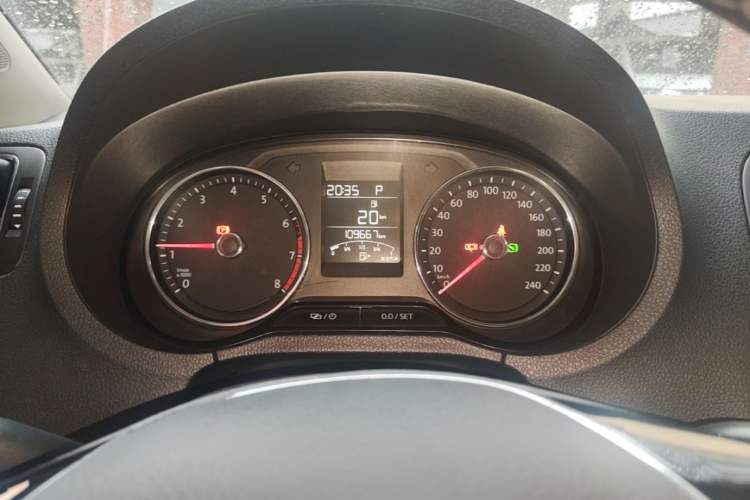 Used Volkswagen Polo 2016 1.6L Automatic Comfort Model Instrument Cluster