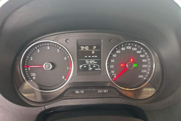Used Volkswagen Polo 2016 1.6L Automatic Comfort Model Instrument Cluster