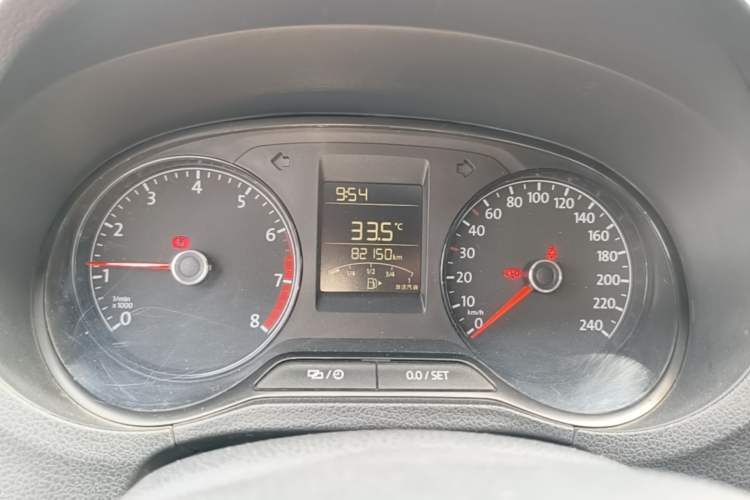 Used Volkswagen Polo 2016 1.4L Manual Fashion Model Instrument Cluster