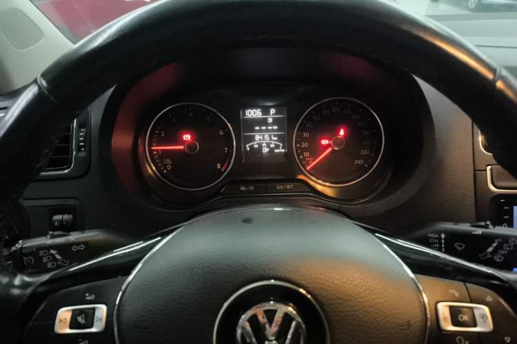 Used Volkswagen Polo 2016 1.6L Automatic Comfort Model Instrument Cluster