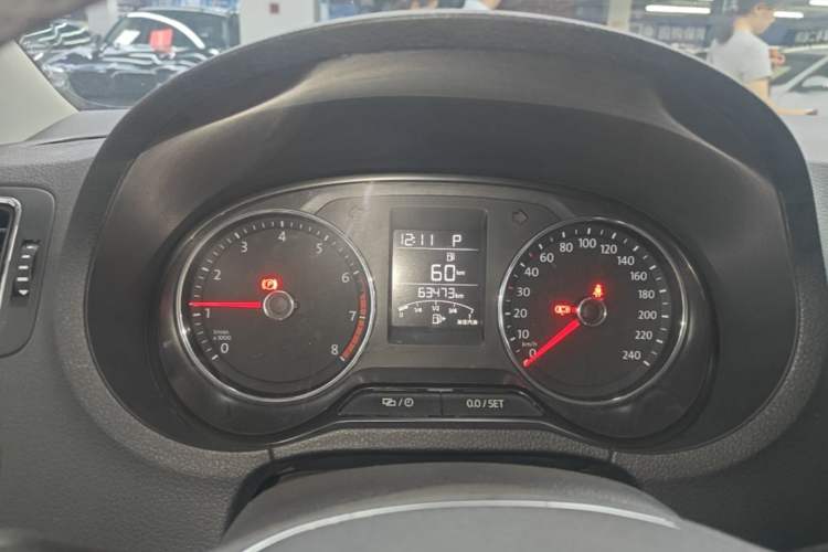 Used Volkswagen Polo 2016 1.6L Automatic Comfort Model Instrument Cluster