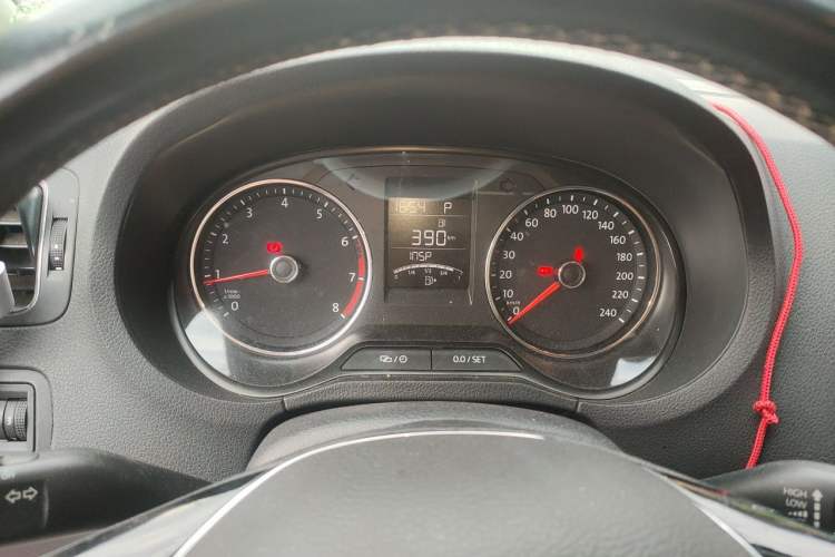 Used Volkswagen Polo 2016 1.6L Automatic Comfort Model Instrument Cluster