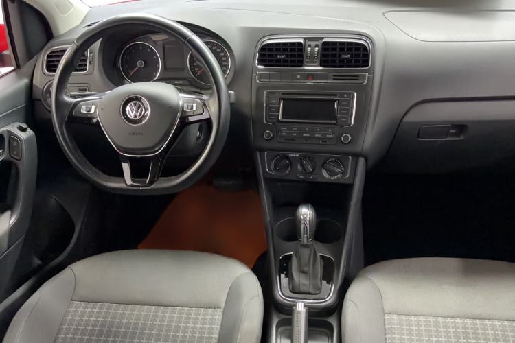 Used Volkswagen Polo 2016 1.6L Automatic Comfort Model Interior 3
