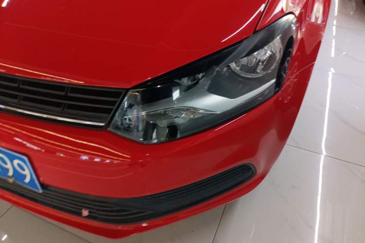 Used Volkswagen Polo 2016 1.4L Automatic Trendy Model Left Front Headlight