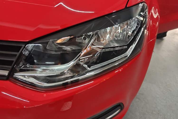 Used Volkswagen Polo 2016 1.6L Automatic Comfort Model Left Front Headlight