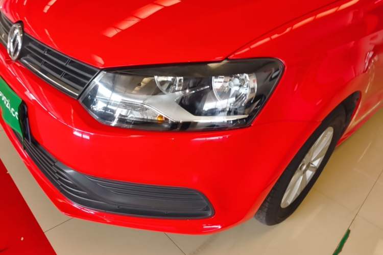Used Volkswagen Polo 2016 1.4L Automatic Trendy Model Left Front Headlight