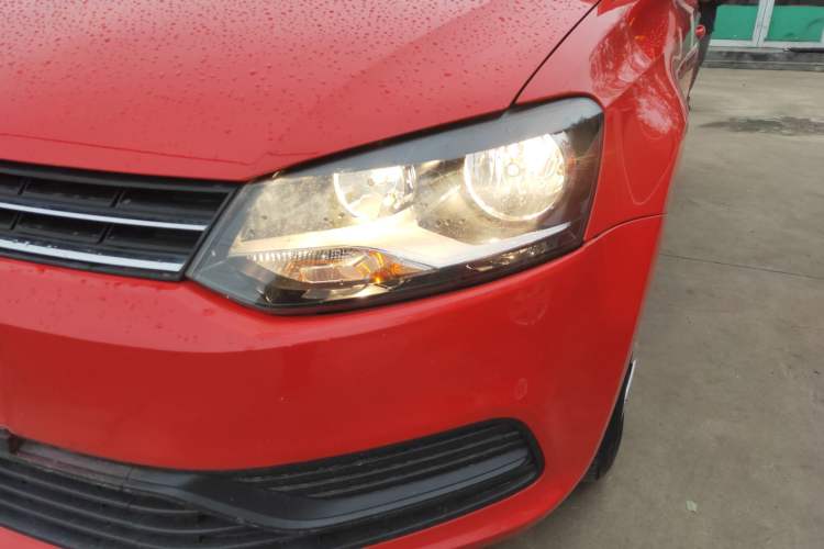 Used Volkswagen Polo 2016 1.4L Automatic Trendy Model Left Front Headlight