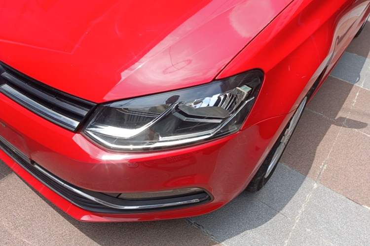 Used Volkswagen Polo 2016 1.6L Automatic Comfort Model Left Front Headlight