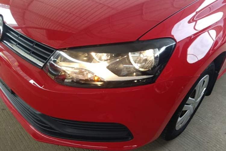 Used Volkswagen Polo 2016 1.4L Manual Fashion Model Left Front Headlight