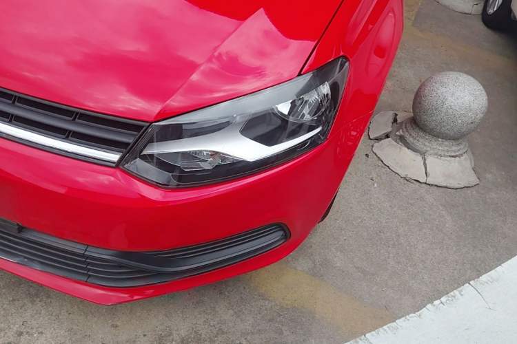 Used Volkswagen Polo 2016 1.4L Manual Fashion Model Left Front Headlight