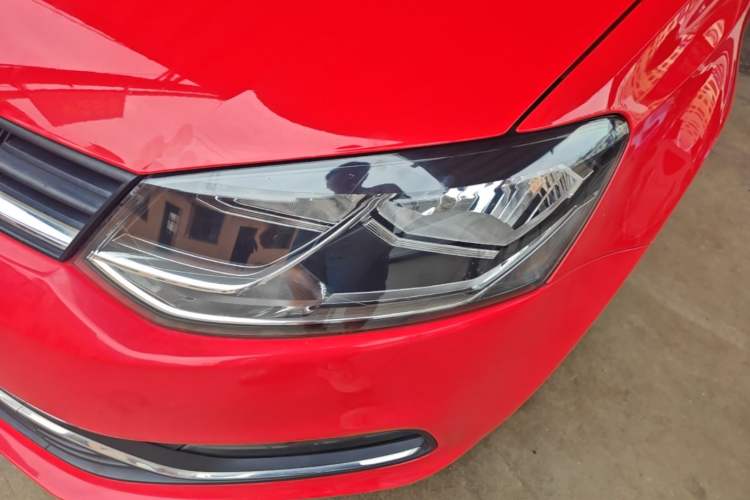 Used Volkswagen Polo 2016 1.6L Automatic Comfort Model Left Front Headlight