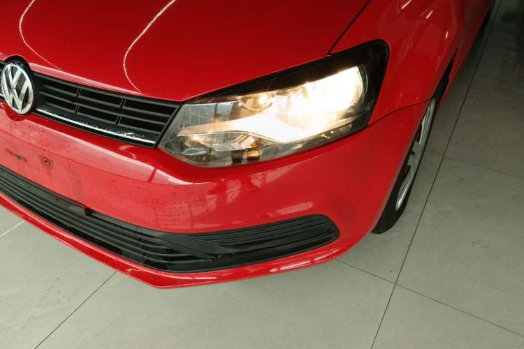 Used Volkswagen Polo 2016 1.4L Automatic Trendy Model Left Front Headlight