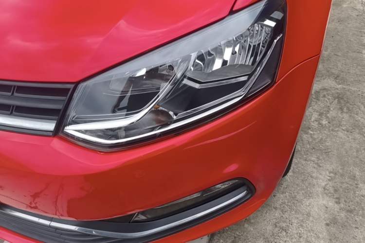 Used Volkswagen Polo 2016 1.6L Automatic Comfort Model Left Front Headlight