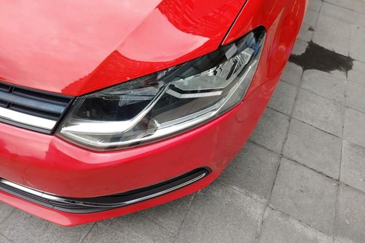 Used Volkswagen Polo 2016 1.6L Automatic Comfort Model Left Front Headlight