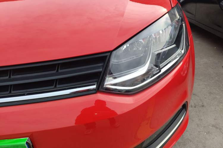 Used Volkswagen Polo 2016 1.6L Automatic Comfort Model Left Front Headlight