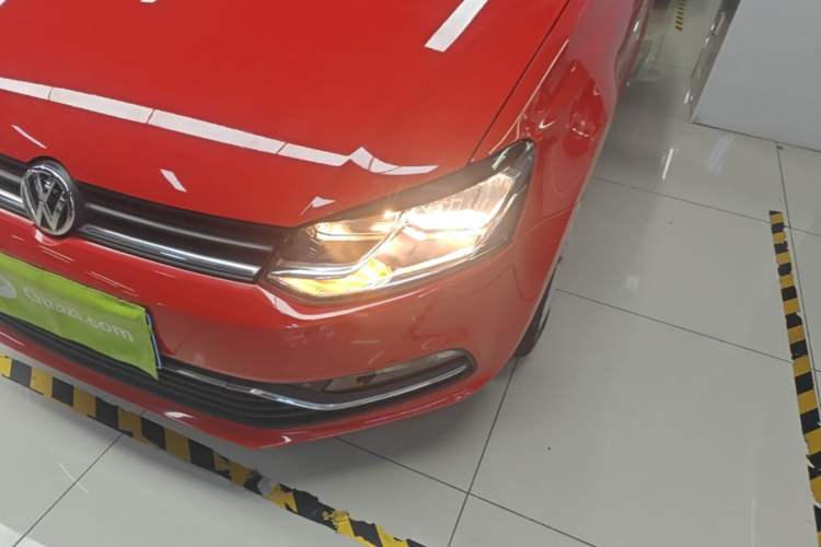 Used Volkswagen Polo 2016 1.6L Automatic Comfort Model Left Front Headlight