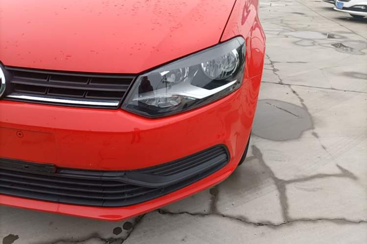 Used Volkswagen Polo 2016 1.4L Automatic Trendy Model Left Front Headlight