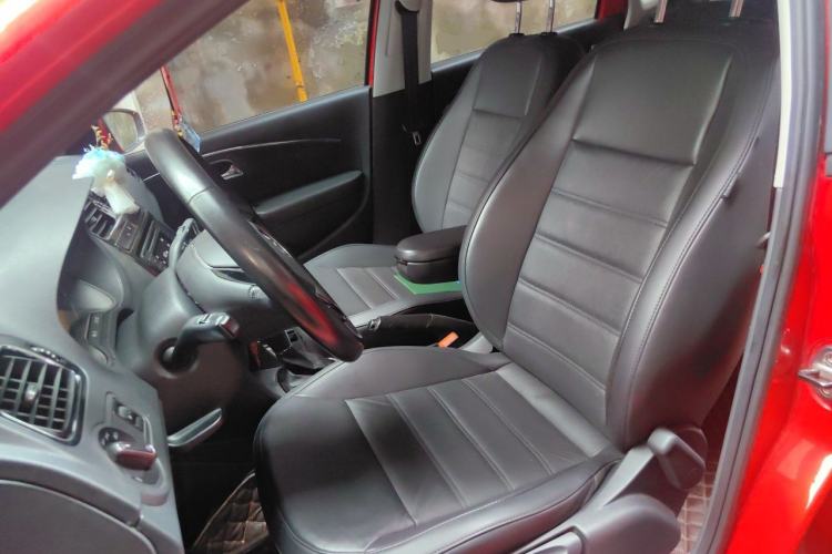 Used Volkswagen Polo 2016 1.6L Automatic Luxury Model Left Front Seat