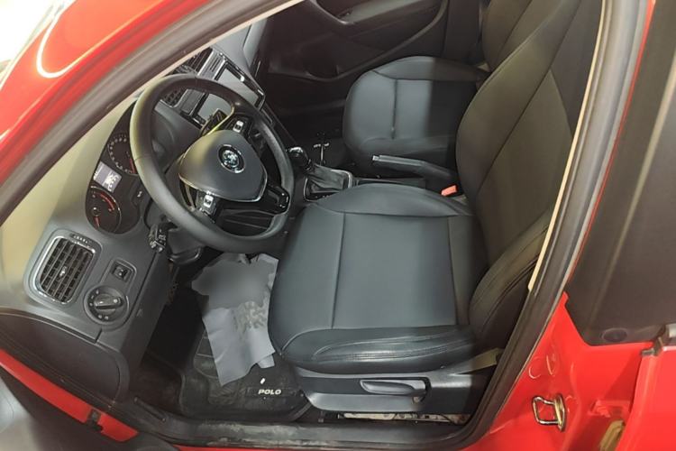Used Volkswagen Polo 2016 1.6L Automatic Comfort Model Left Front Seat