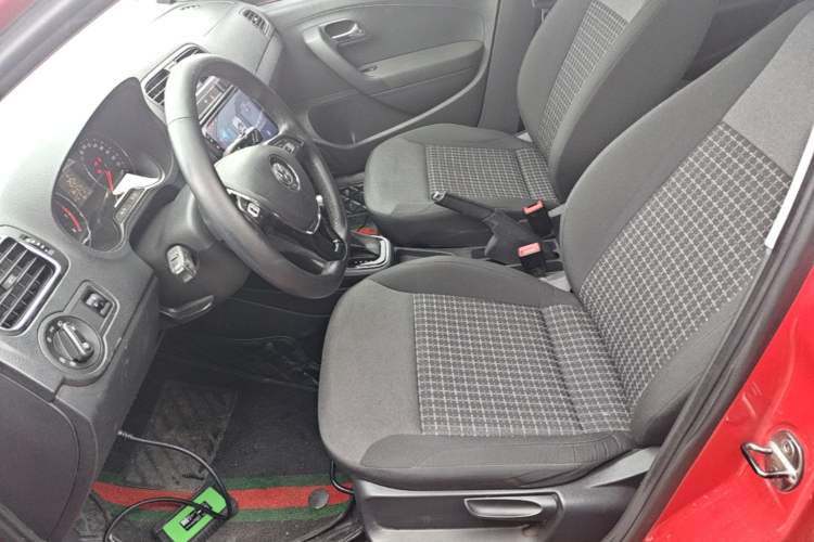 Used Volkswagen Polo 2016 1.6L Automatic Comfort Model Left Front Seat