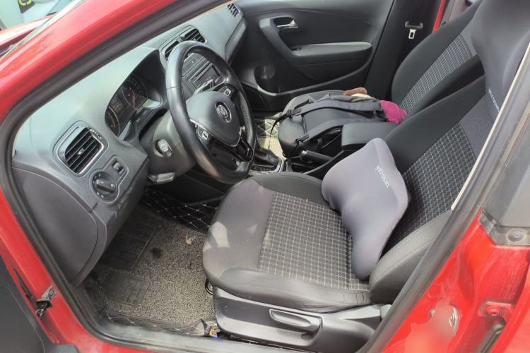 Used Volkswagen Polo 2016 1.6L Automatic Comfort Model Left Front Seat