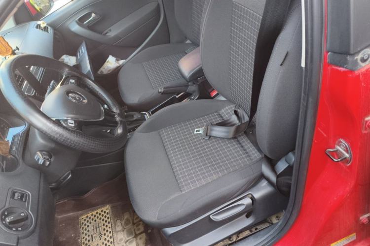 Used Volkswagen Polo 2016 1.6L Automatic Comfort Model Left Front Seat