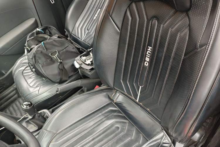 Used Volkswagen Polo 2016 1.4L Manual Fashion Model Left Front Seat