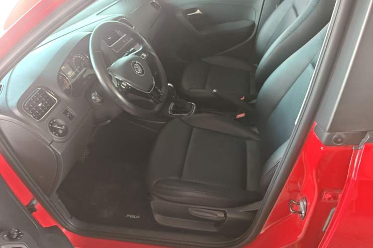Used Volkswagen Polo 2016 1.6L Automatic Comfort Model Left Front Seat